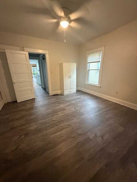 1409 Young St #1 - Photo 3 of 9
