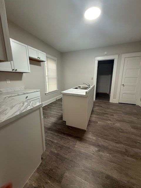 1409 Young St #1 - Photo 7 of 9
