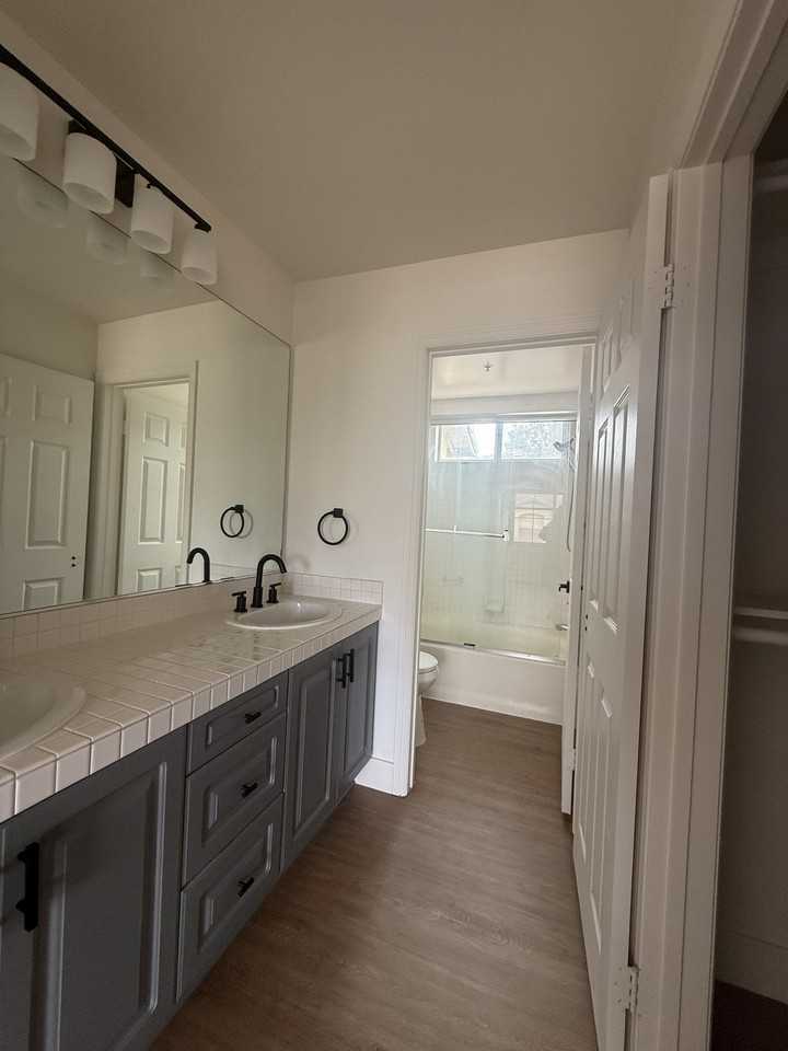 488 W Summerfield Cir #1 - Photo 7 of 10