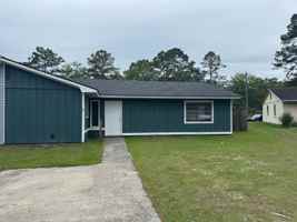 featured image of 146 Cherokee Cir #1