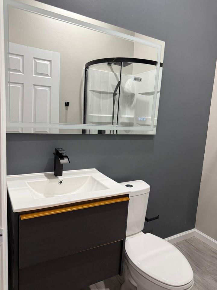 135 Peach St #1 - Photo 7 of 12