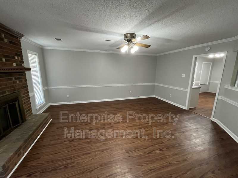 3748 Rippling Creek Ln - Photo 2 of 22
