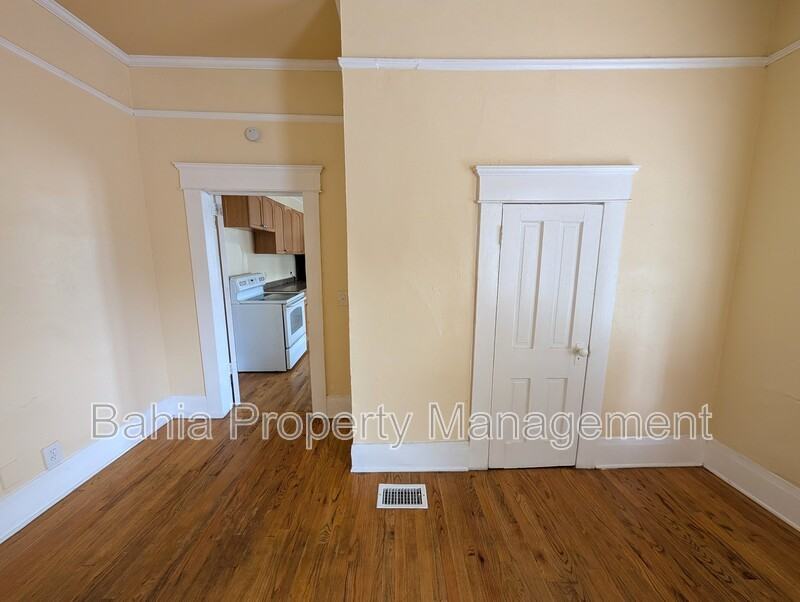 103 S Westland Ave #1 - Photo 7 of 15