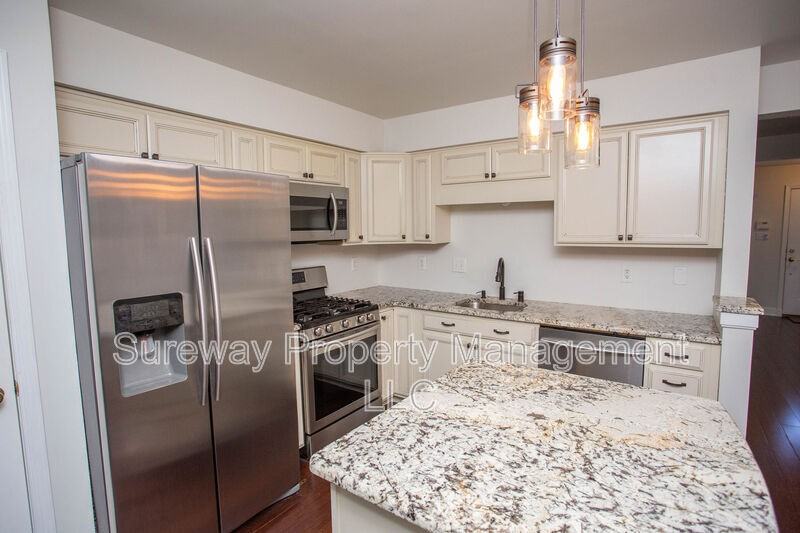 130 Mount Vernon Ct - Photo 7 of 36