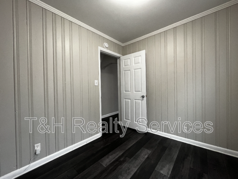 4358 Norwaldo Ave - Photo 7 of 16