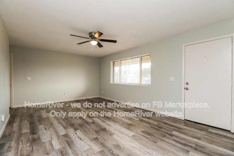 512 S 75th Pl - Photo 4 of 18
