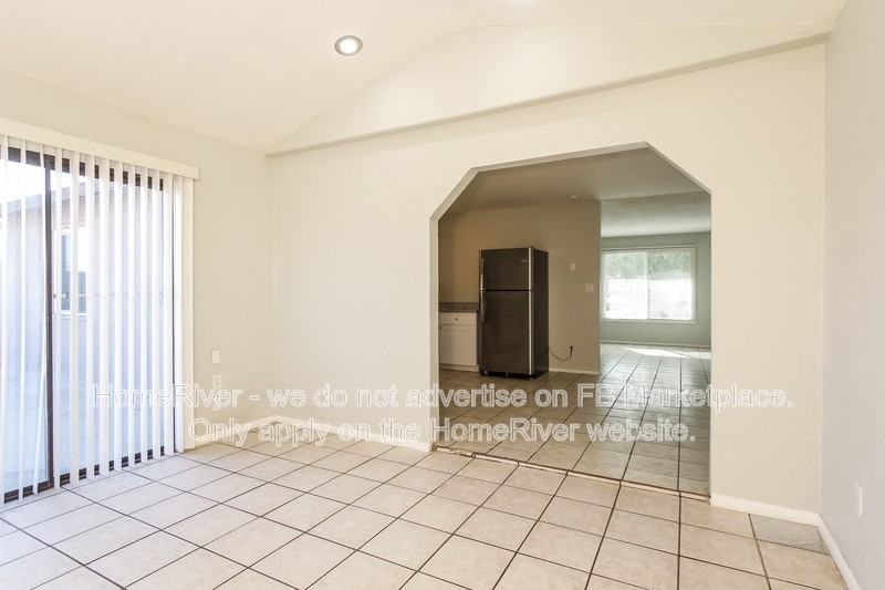 5146 W Berkeley Rd - Photo 5 of 18