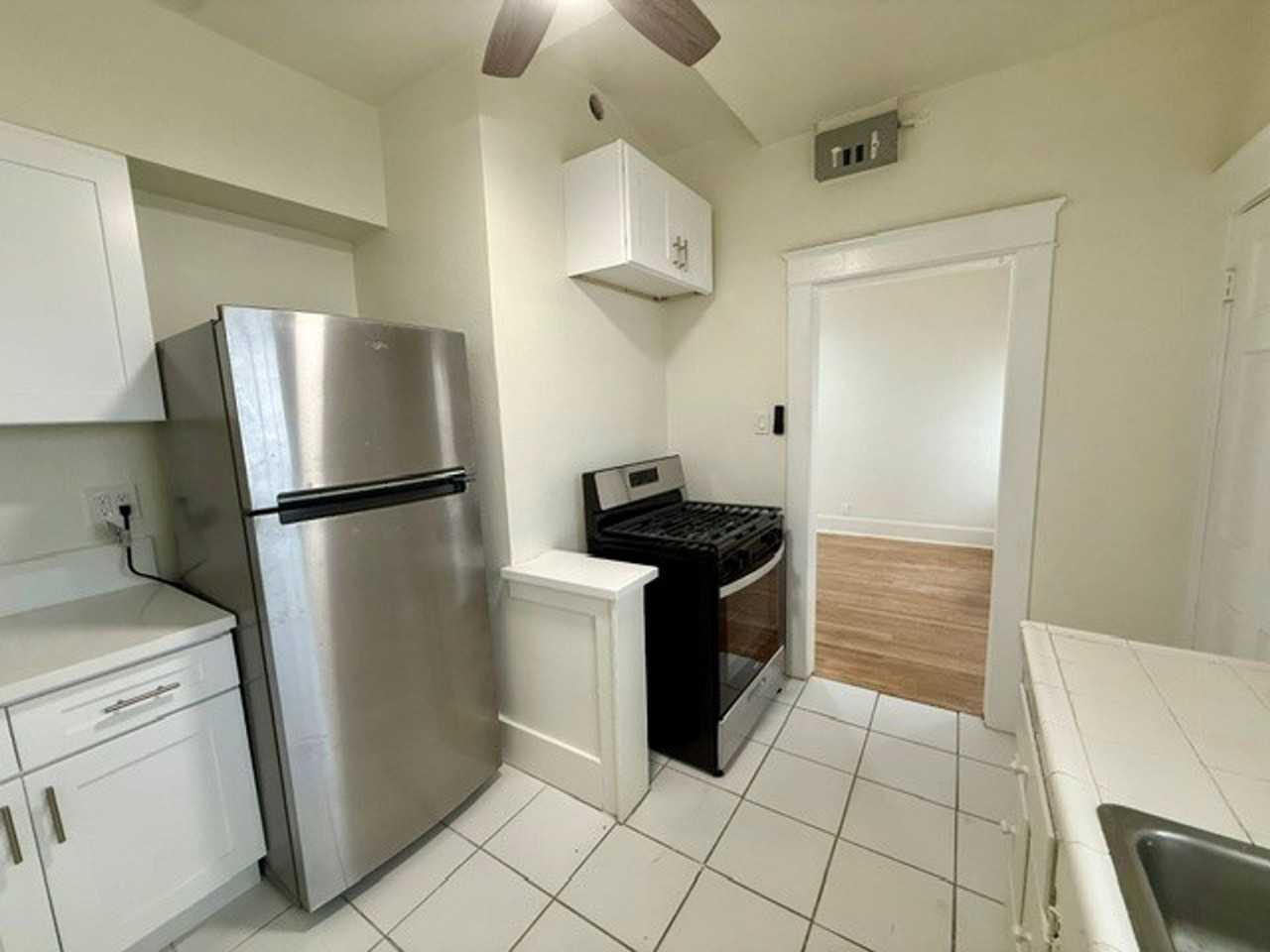 1819 E. 4th ST. - Photo 5 of 11