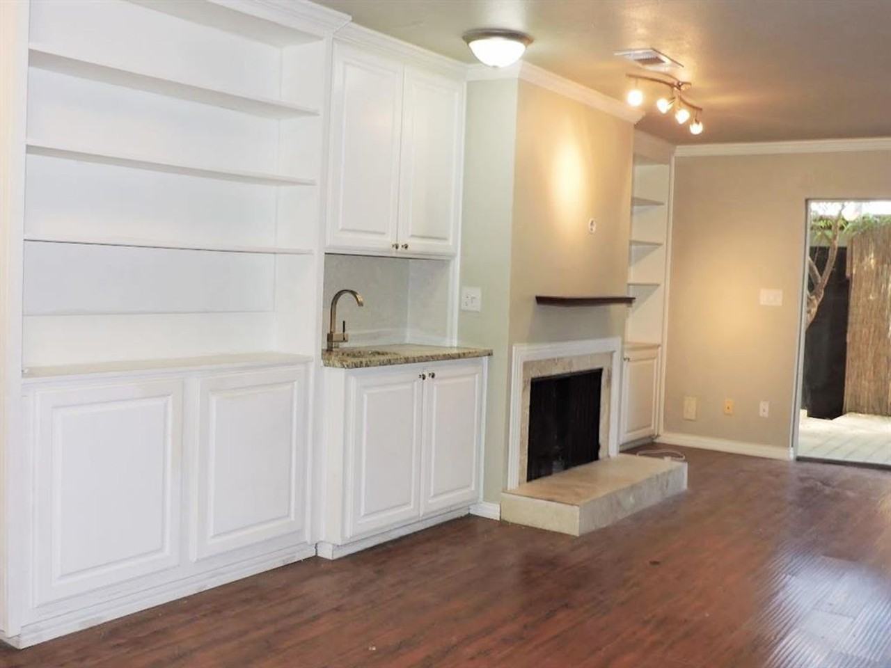 6627 Valleyside Rd - Photo 5 of 38