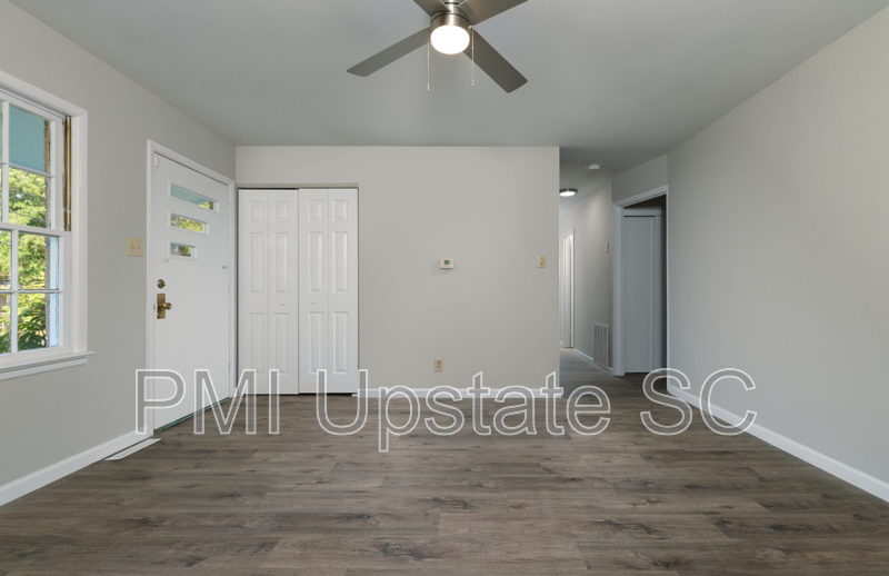 100 Truman St - Photo 6 of 21