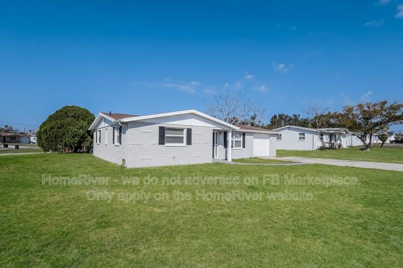 12809 College Hill Dr - Photo 2 of 17