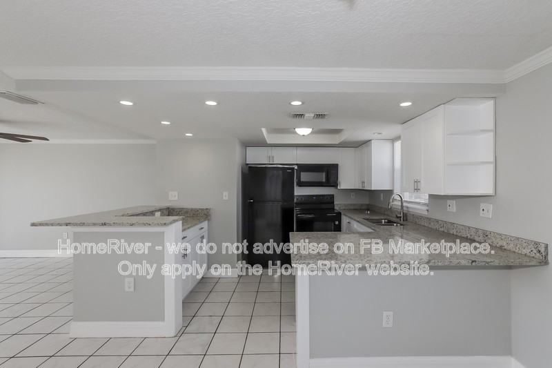 12809 College Hill Dr - Photo 7 of 17