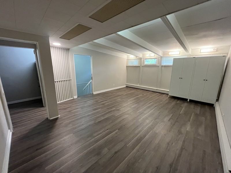 708 Saint Clair Ave - Photo 2 of 25