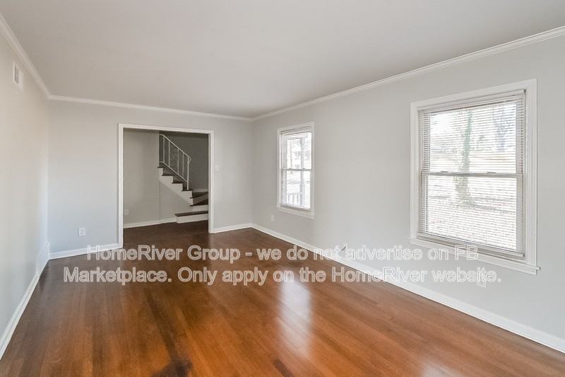 4878 Fernbrook Dr - Photo 7 of 19