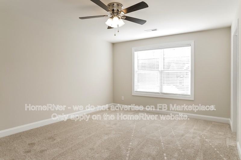 302 Beaumont Cir - Photo 5 of 20