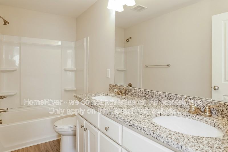 306 Beaumont Cir - Photo 6 of 18