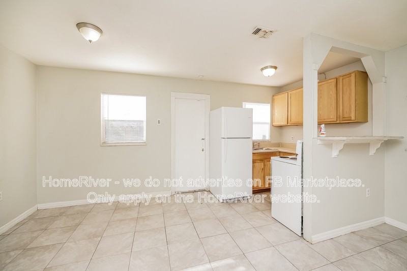 200 Fanfair Ave - Photo 7 of 19