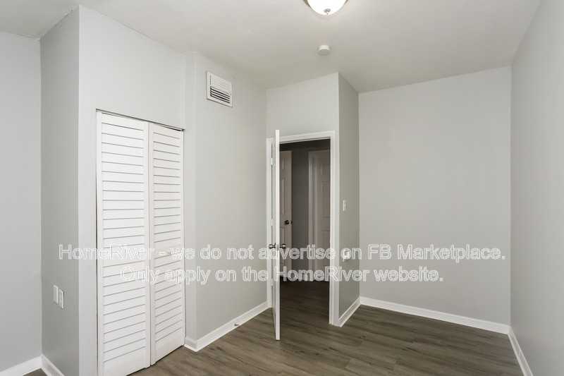 1048 Powersong St - Photo 7 of 17