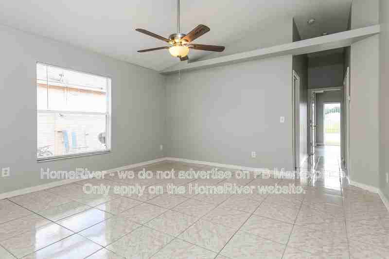 1529 Ridge Pointe Dr - Photo 3 of 17
