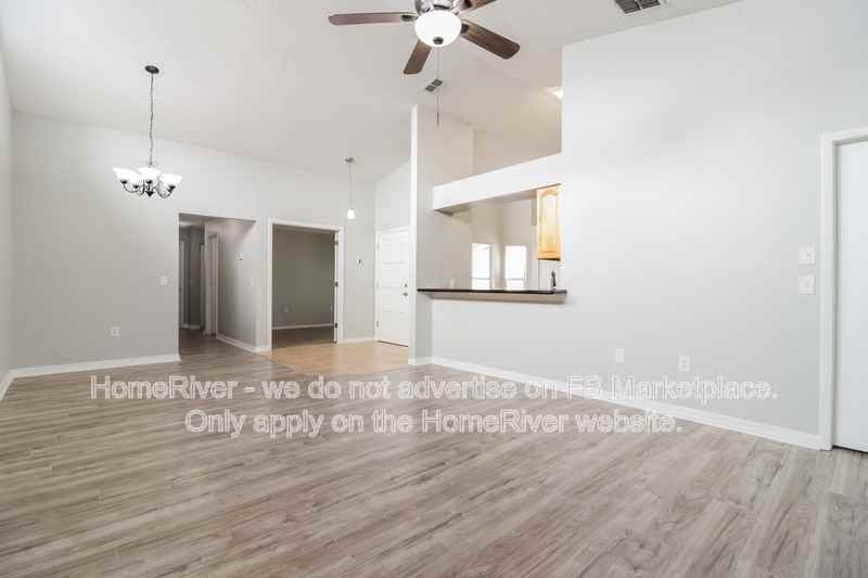 11637 Sunshine Pond Rd - Photo 4 of 17