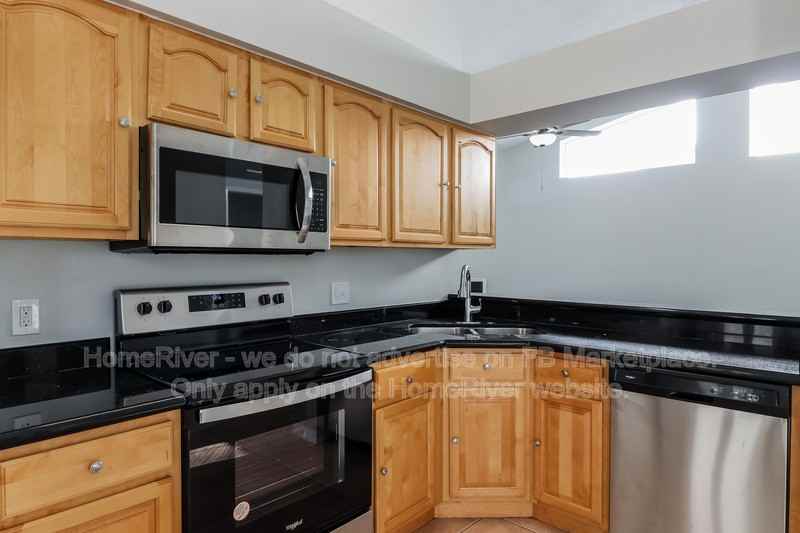 11637 Sunshine Pond Rd - Photo 5 of 17