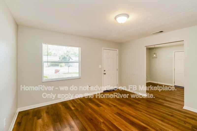 38412 Lake Ave - Photo 3 of 17