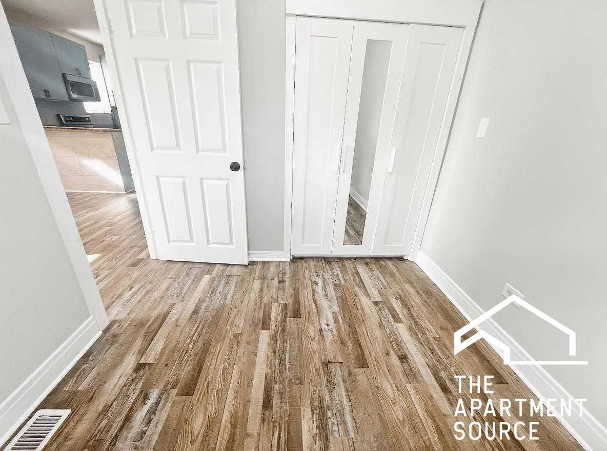 1239 W Ohio St #5 - Photo 6 of 12