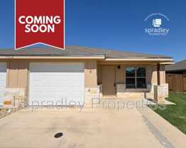 1047 Edwards Dr Apt B #Apt B - Photo 1 of 1