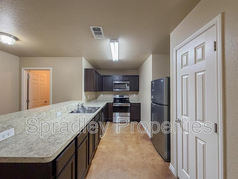 1539 Chance Ct - Photo 6 of 17