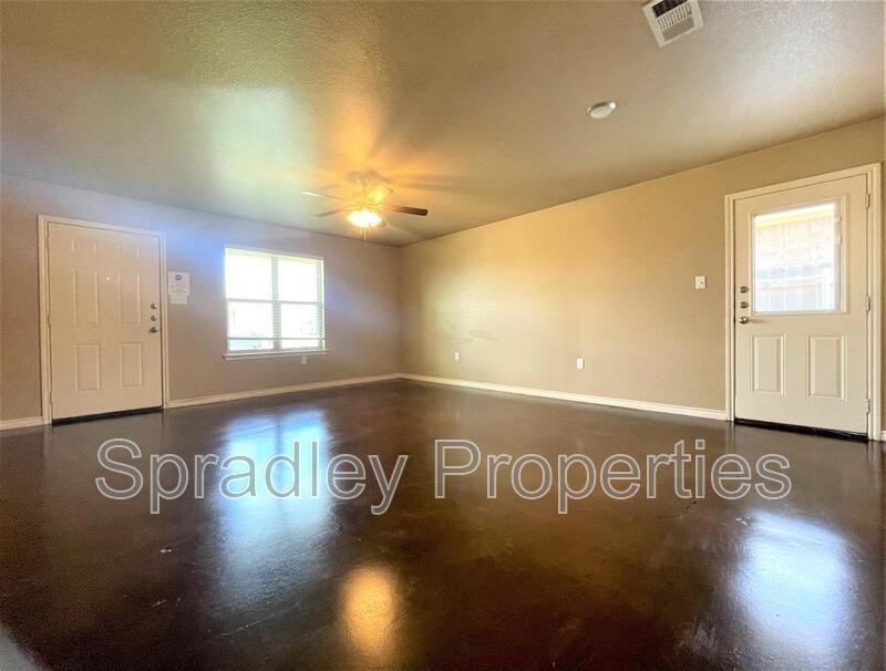 1571 Brady Way - Photo 2 of 9