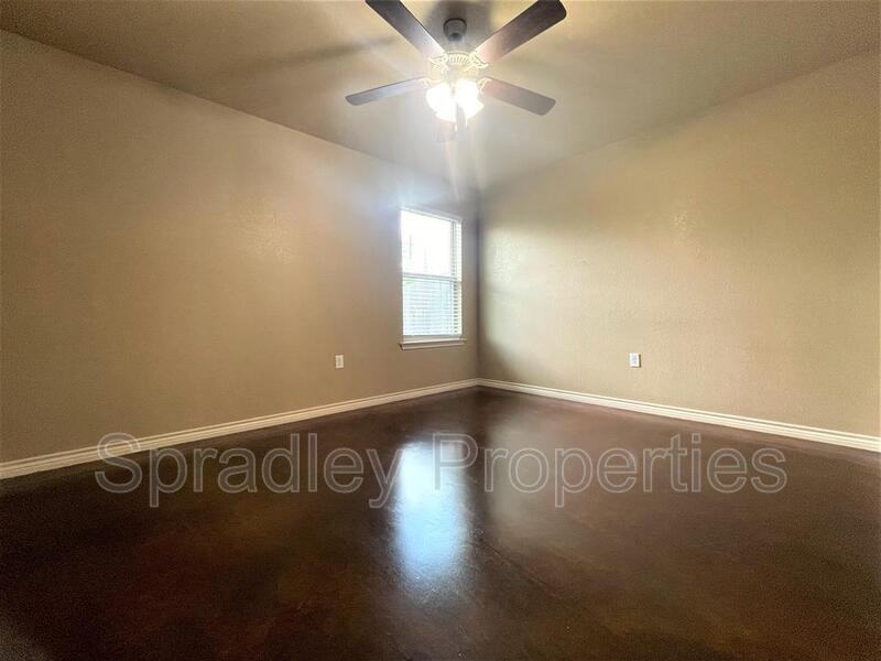 1571 Brady Way - Photo 5 of 9
