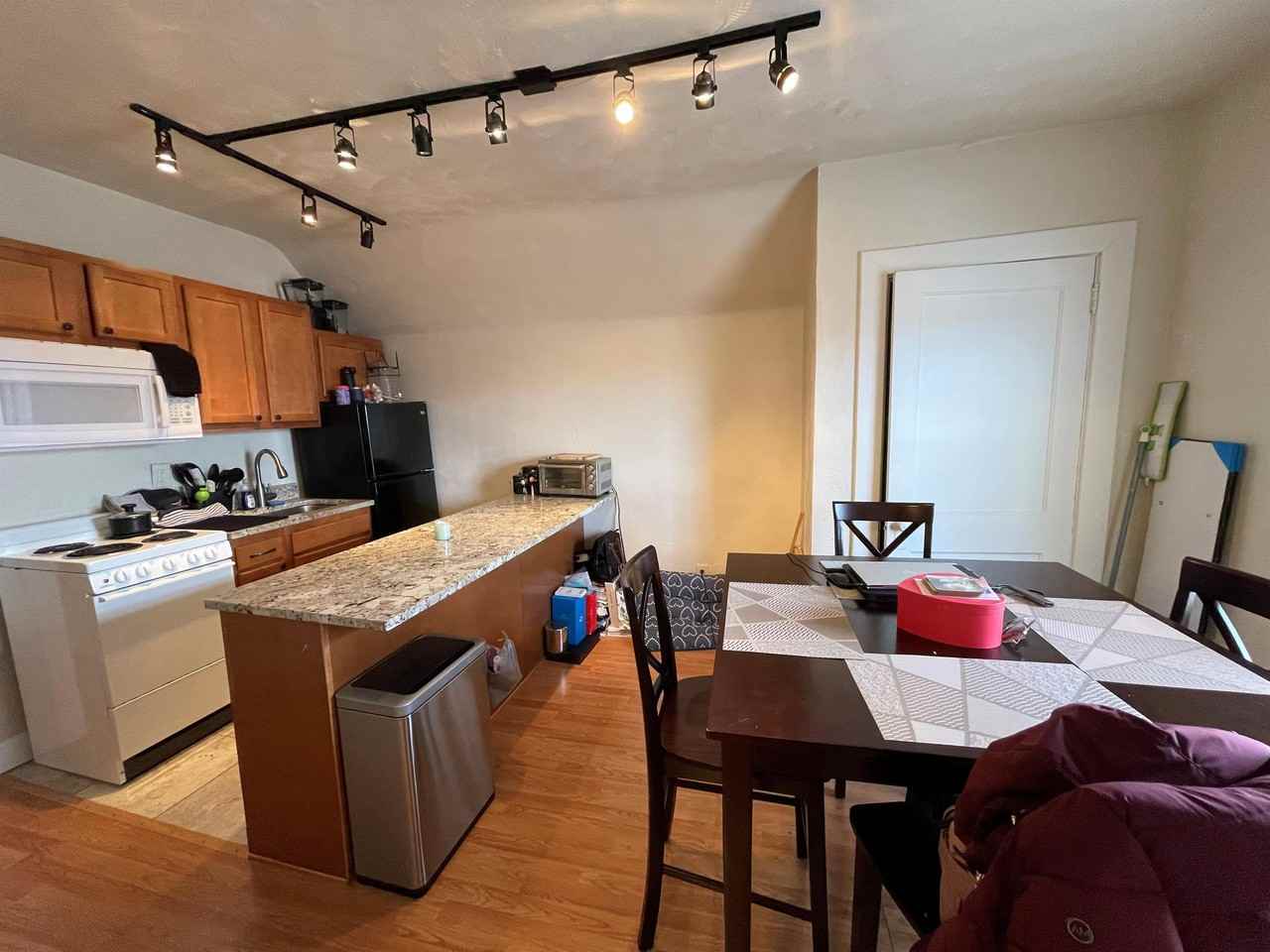 Baywood 5425 - Photo 3 of 17