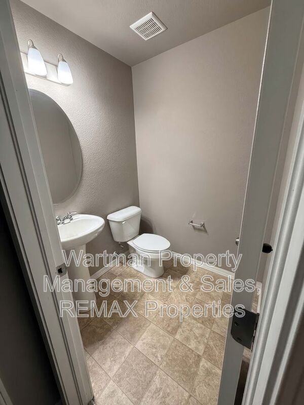 8394 Prairie Brush Ct - Photo 3 of 17