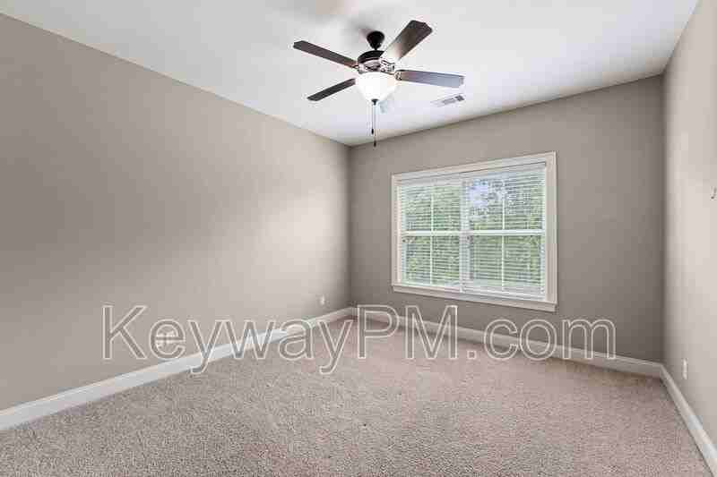507 Windermere St - Photo 4 of 20