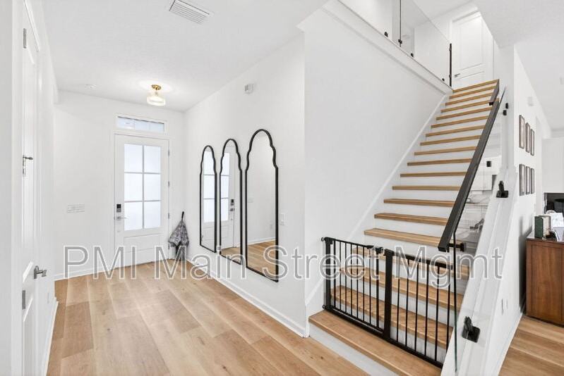 6604 Quest St - Photo 5 of 39