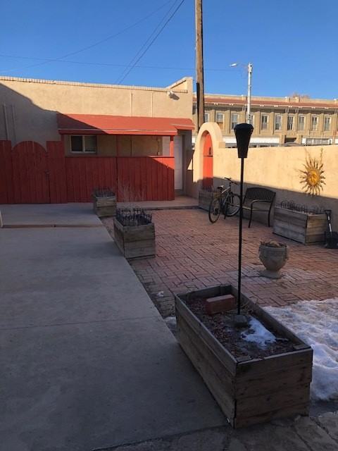 112 Pine Street - Photo 7 of 27