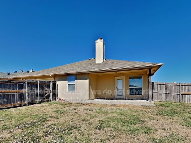 2771 Avery - Photo 6 of 27