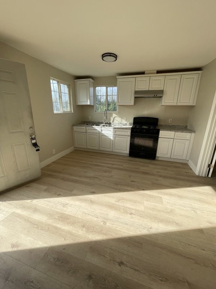 5891 Montclair Avenue-New - Photo 3 of 12