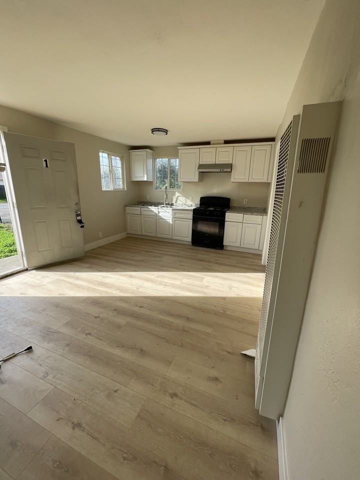 5891 Montclair Avenue-New - Photo 4 of 12