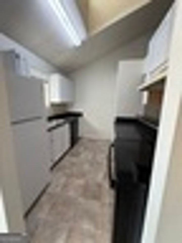303 Madison Ave - Photo 3 of 25