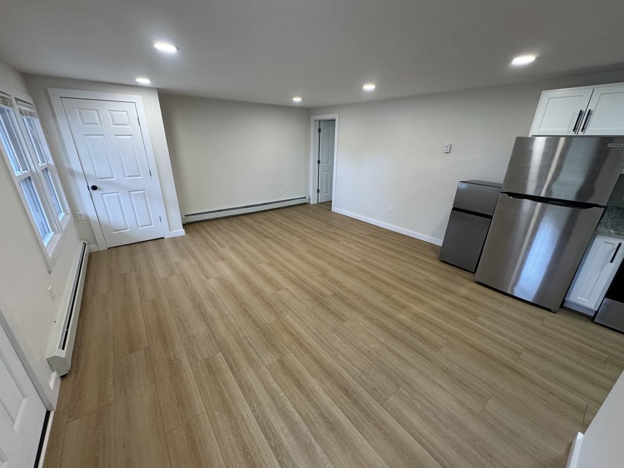 98 East Market Street - Photo 5 of 30