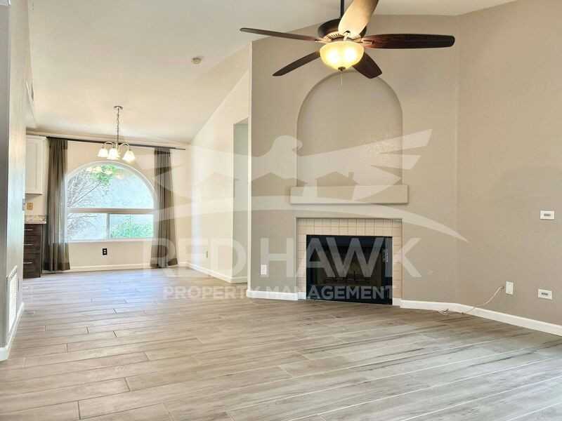 1034 W Redondo Dr - Photo 5 of 24