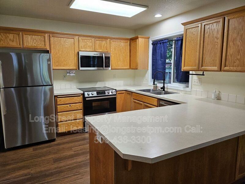 5719 N Yale St - Photo 5 of 30