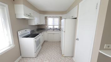 featured image of 9600 S Komensky Ave