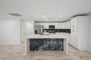 3701 E Ludlow Dr - Photo 1 of 1