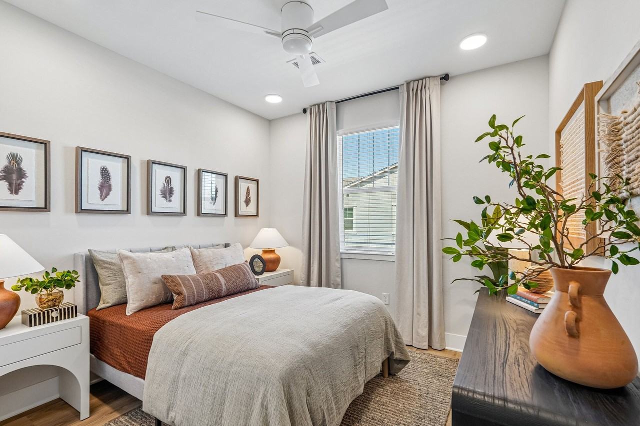 HARMON Ascend by Crescent Communities - Photo 5 of 18