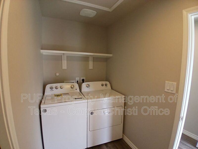 7610 Rustler Ln - Photo 4 of 38