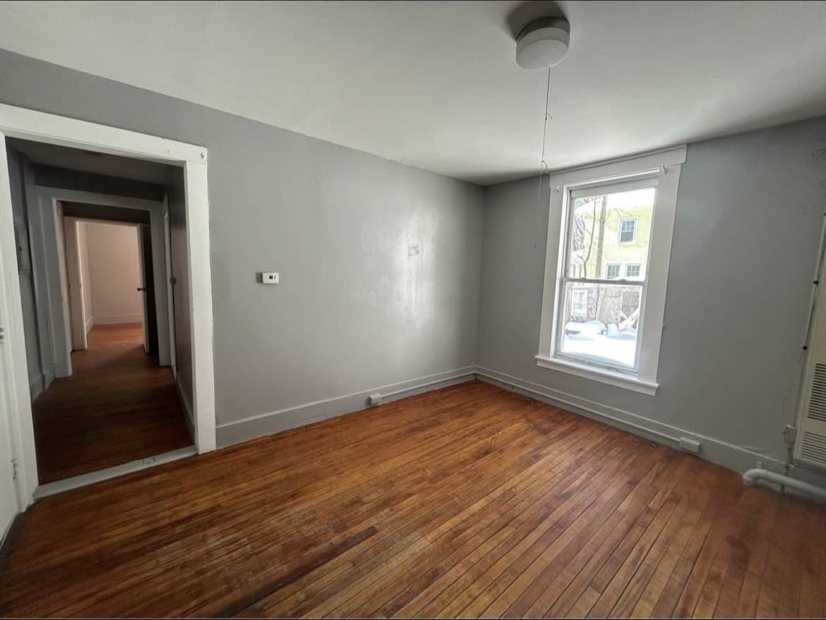 74 Mount Globe Street - Photo 3 of 3
