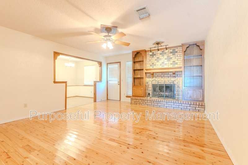 3145 Sw 96th St - Photo 5 of 29