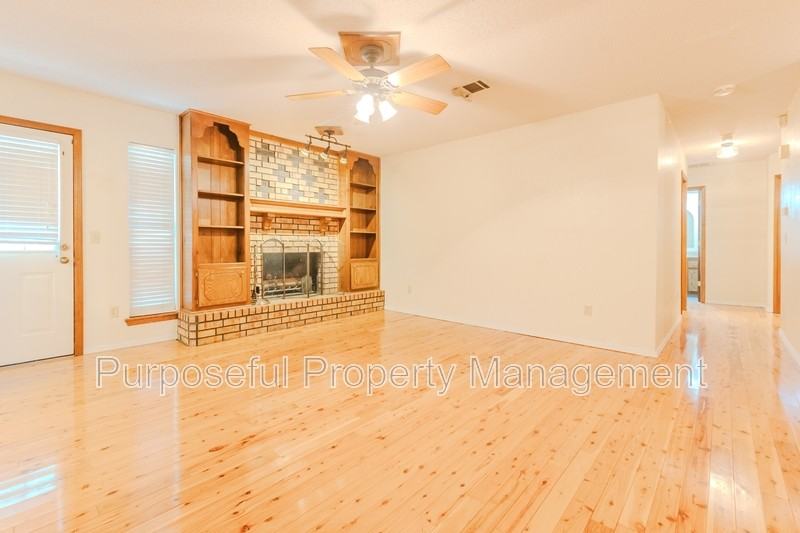 3145 Sw 96th St - Photo 7 of 29
